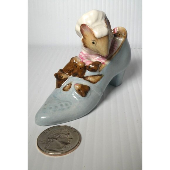 Beatrix Potter Vintage RARE Beswick Figurine "The Old Woman Who Lived In A Shoe" - Picture 1 of 5